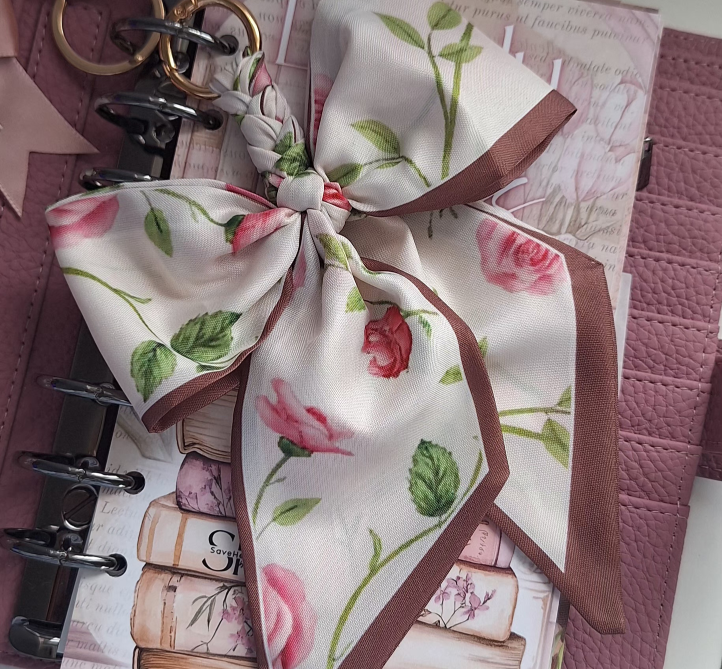 Binder Anhänger Schleife